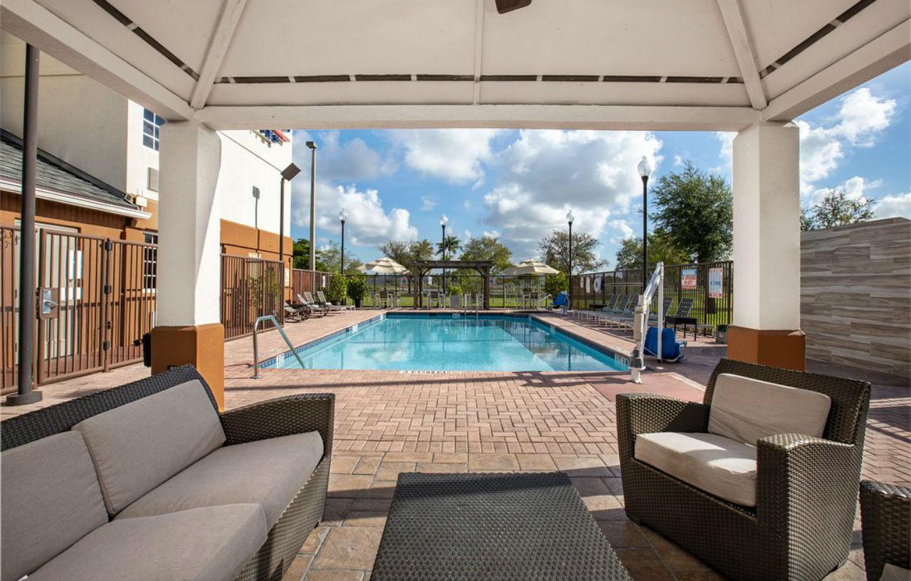 Sonesta Simply Suites Miami Airport Doral Exterior foto