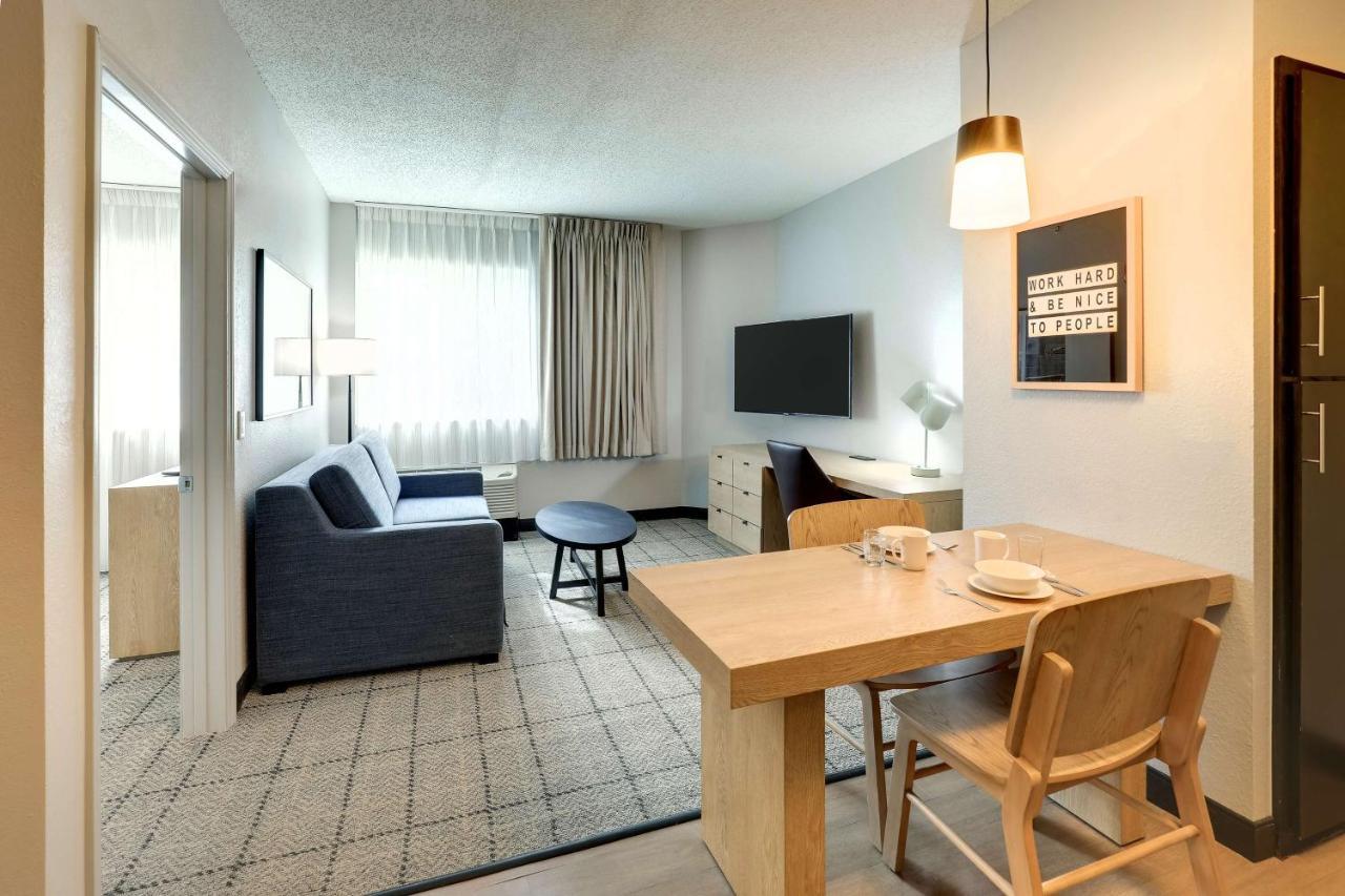 Sonesta Simply Suites Miami Airport Doral Exterior foto