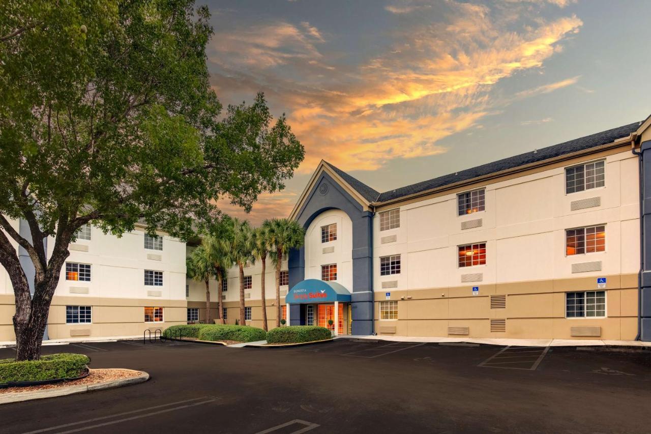 Sonesta Simply Suites Miami Airport Doral Exterior foto